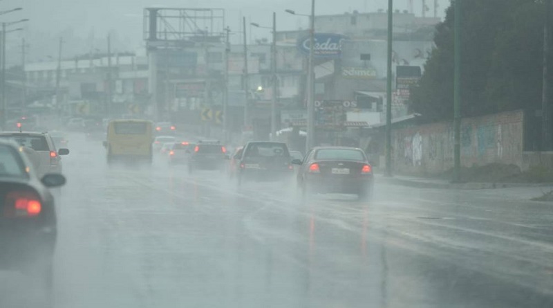 Ciclón tropical continuará debilitándose por las costas del país