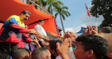 Presidente Maduro invita a participar en elección de jefes de calles del PSUV este sábado