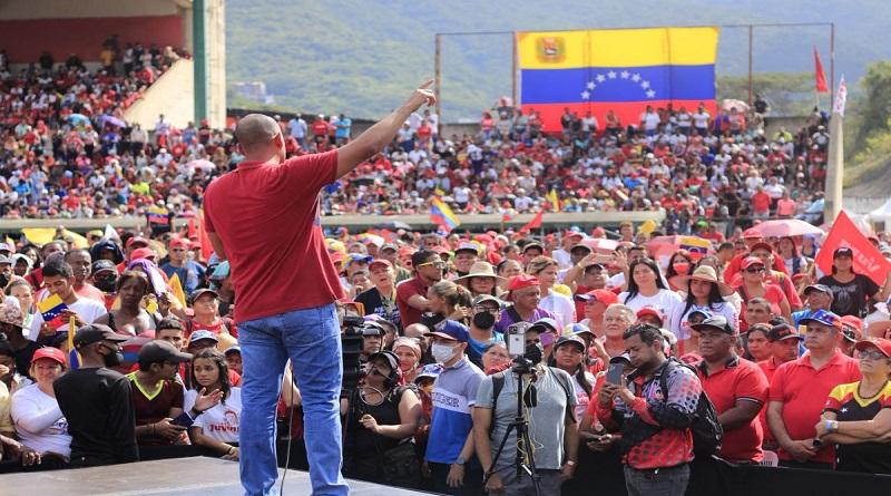 Jefe de Estado felicita a las estructuras de base juramentadas en Trujillo y Miranda