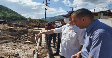 Vicepresidente sectorial Tareck El Aissami inspecciona zona industrial afectada en Las Tejerías