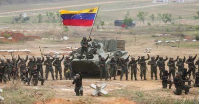 Presidente Maduro: El que se forme como soldado en Venezuela tiene que ser antiimperialista y bolivariano