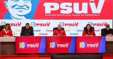 PSUV anuncia plantación de árboles emblemáticos en las Plazas Bolívar de Venezuela por conmemoración del Bicentenario del Decreto de Chuquisaca PSUV anuncia plantación de árboles emblemáticos en las Plazas Bolívar de Venezuela por conmemoración del Bicentenario del Decreto de Chuquisaca