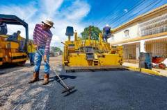 Plan Estadal de Vialidad Zulia activa tres frentes de asfaltado con 15.670 toneladas en San Francisco y Maracaibo