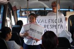 Alcaldía de Valencia desarrolla campaña de sensibilización sobre el buen trato a adultos mayores en el transporte público