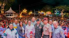 La CVG realizó su Tradicional Encendido Navideño enalteciendo el Tricolor Nacional