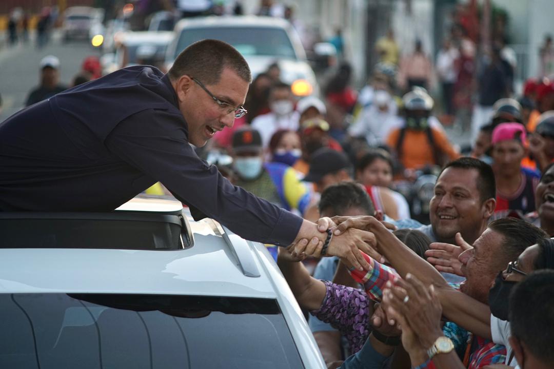 Candidato Arreaza recorre en caravanas el municipio Barinas sumando voluntades a su propuesta de la Esperanza
