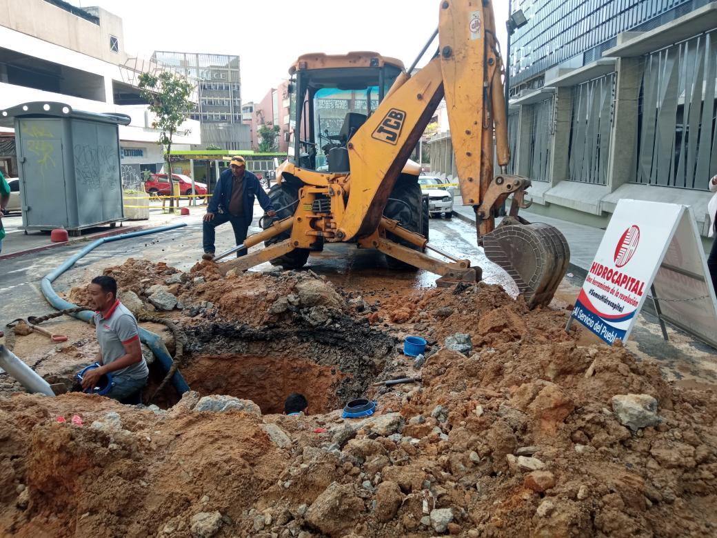 Hidrocapital mantiene desplegado su personal en el municipio Sucre