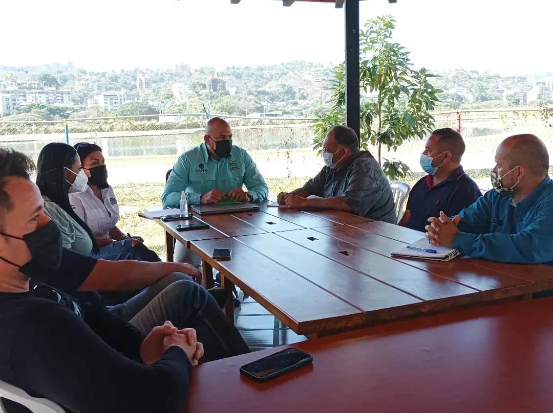 Gobernación de Miranda y sector privado establecen alianza para fortalecer la distribución de pescado