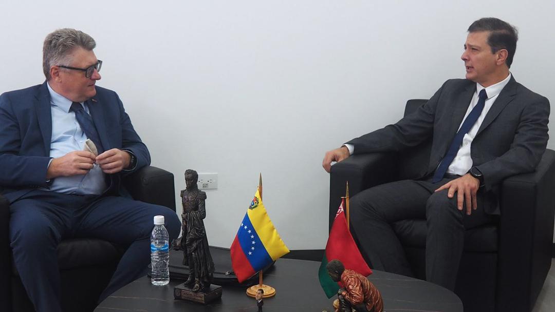 Gobiernos de Venezuela y Belarús avanzan en reactivación del Complejo Industrial Santa Inés