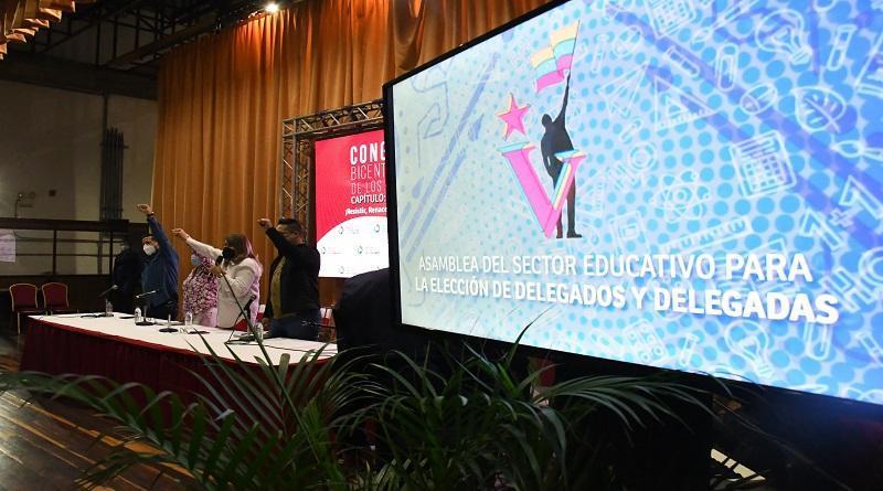 Postulados 30 docentes para el V Congreso del PSUV