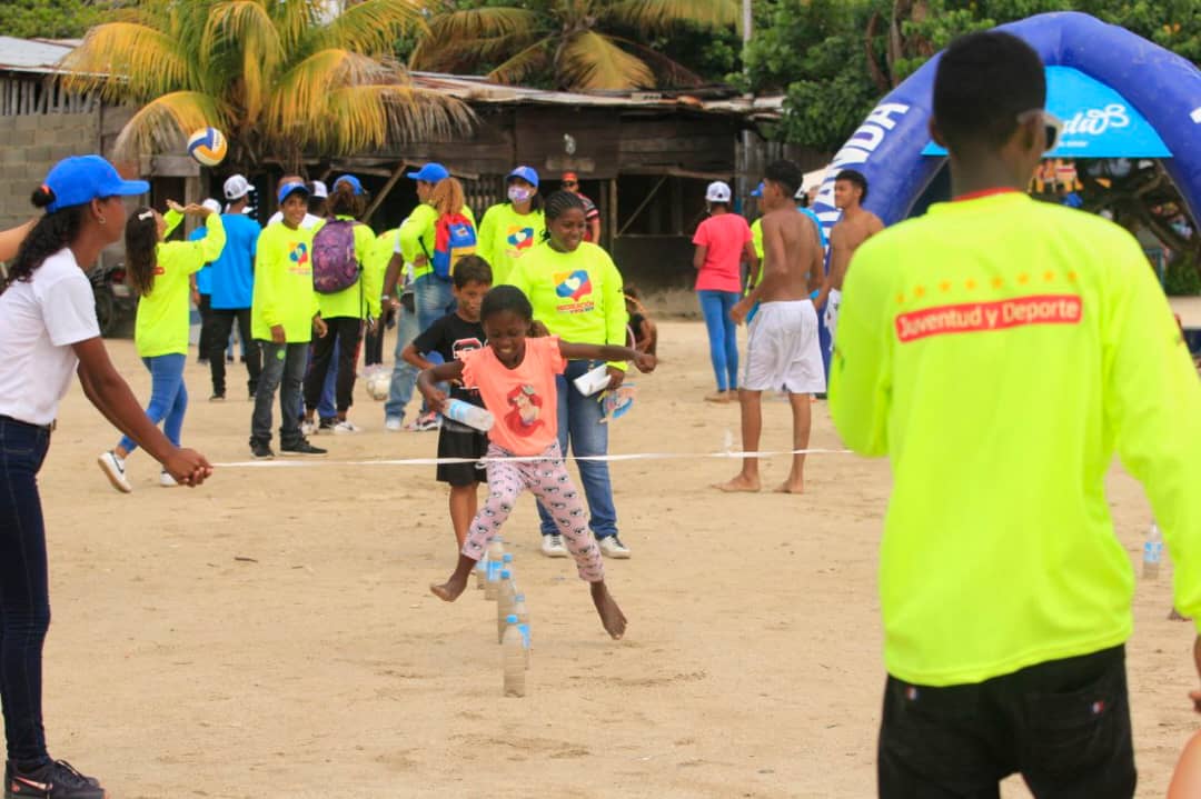 Más de 1000 recreadores y promotores reciben turistas en Miranda durante carnaval