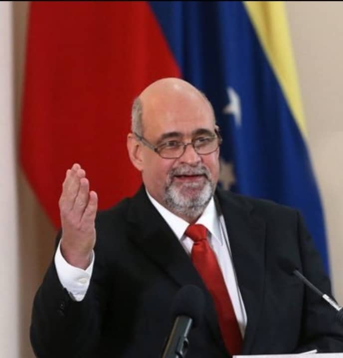 Hablando de Poder regresa al aire por Radio Nacional de Venezuela