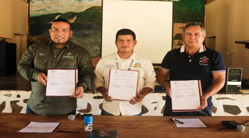 Pemón people sign agreement for joint administration of Canaima National Park