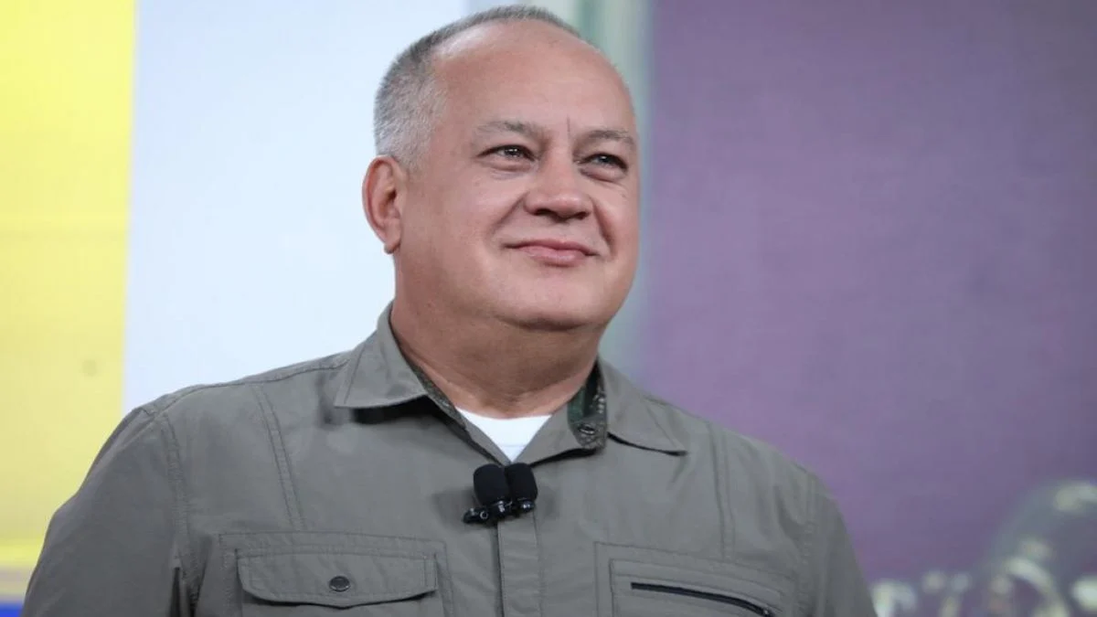 Diosdado Cabello: La compra de la red social Twitter es para aplicar más restricciones