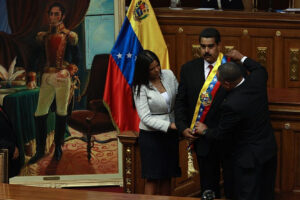 Maduro reitera compromiso de velar y respetar la Carta Magna a nueve años de su juramentación