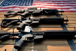 EEUU triplica fabricación de armas de fuego
