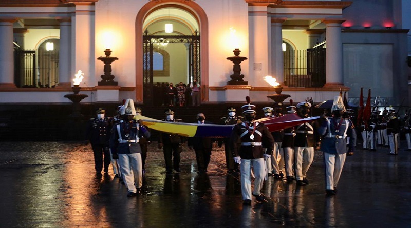 Gobierno Nacional rinde homenaje al Libertador por los 200 años de la Batalla de Pichincha