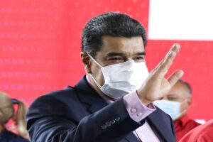 Maduro llama a consolidar nuevas mayorías para fortalecer la democracia socialista