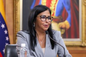 Presidente Maduro felicita a Vicepresidenta Ejecutiva por su cumpleaños
