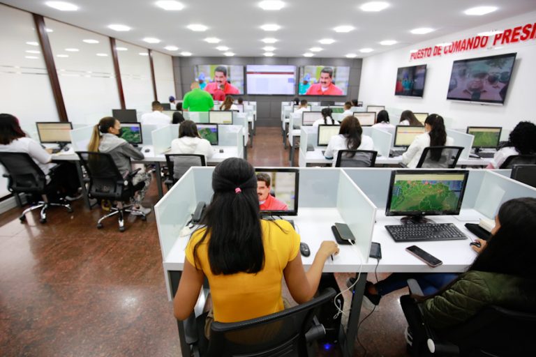 Puesto de Comando del 1×10 consolida la atención integral a la población venezolana