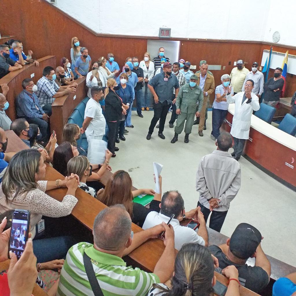 Zulia: Capacitan al personal del hospital universitario de Maracaibo, en atención del paciente indígena