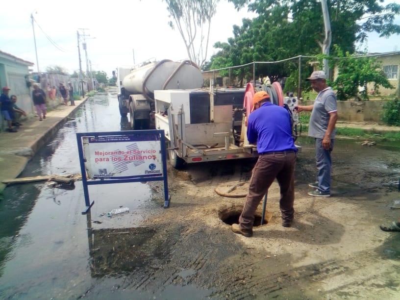Continua rehabilitación de infraestructura hídrica en el estado Zulia