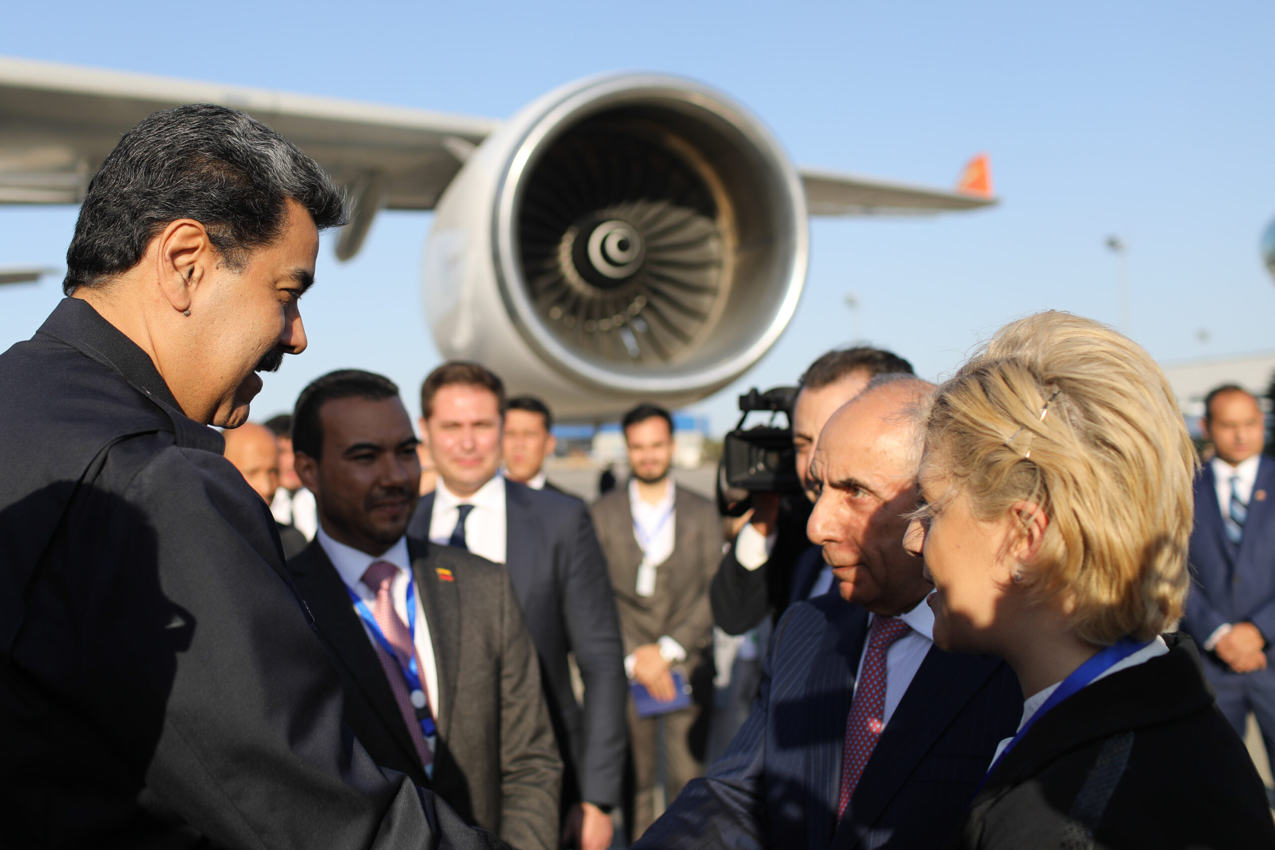 Presidente Nicolás Maduro llegó este jueves a la República de Azerbaiyán