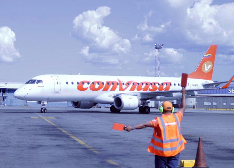 Conviasa reanuda vuelos entre Caracas y Puerto Ayacucho