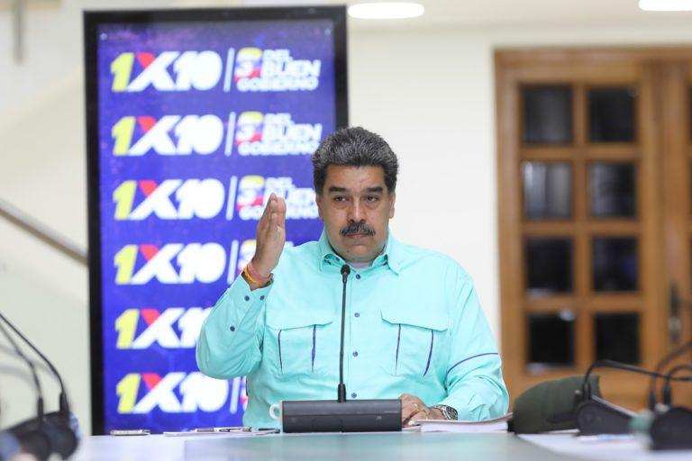Maduro exhorta a la población a vacunarse ante repunte de casos de Covid-19