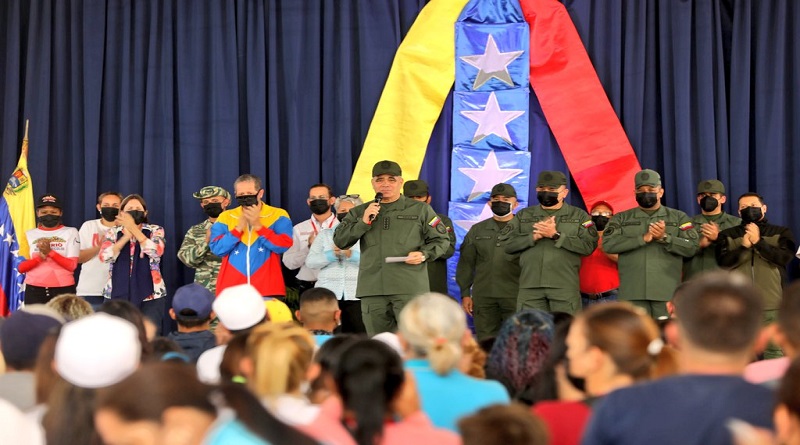 Padrino López Bricomiles son una maravillosa oportunidad para fortalecer la unión cívico-militar