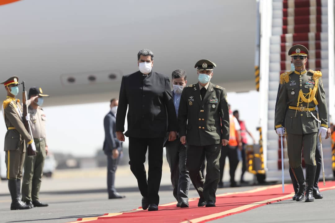 Presidente Maduro arriba a la República Islámica de Irán