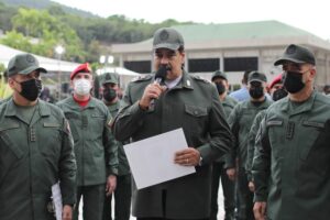 Presidente Maduro ordena incrementar acciones militares contra grupos Tancol