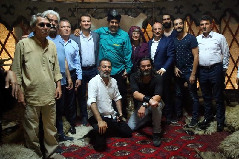Presidente Maduro se reunió con elenco de nueva serie turca «Kurulus Osman»
