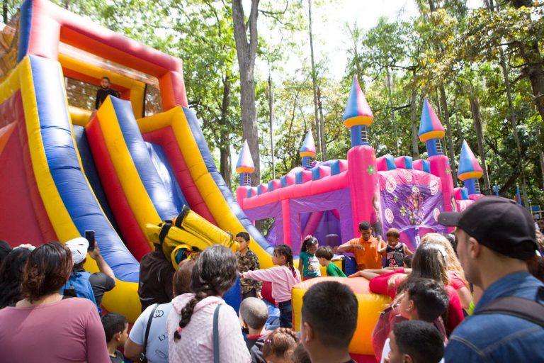 Presidente Maduro extiende felicitaciones por el Día del Niño y Niña