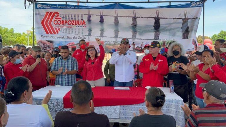 Más de 300 familias afectadas por tromba marina en el Zulia reciben material para reconstruir sus viviendas