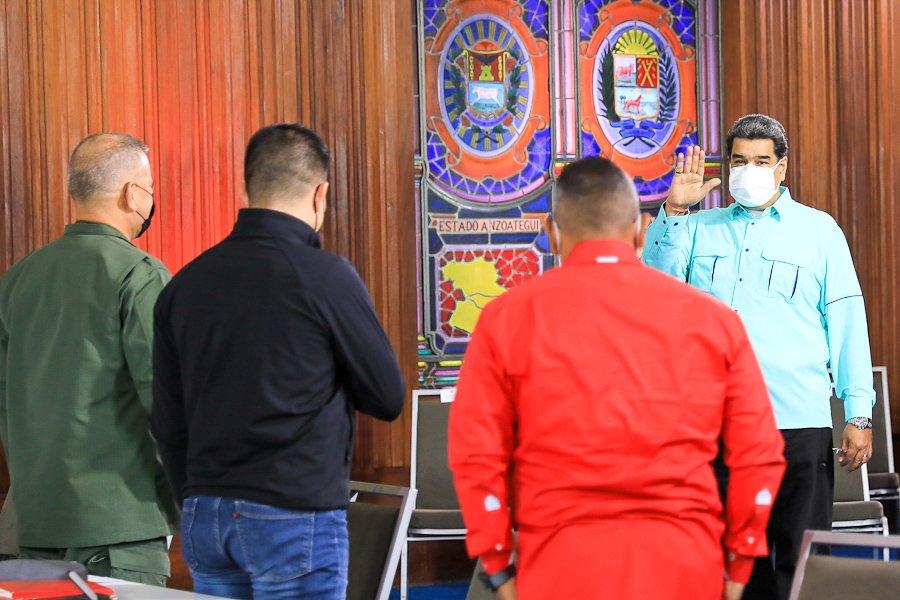 Primer Mandatario exhorta a la tolerancia cero con el individualismo y egocentrismo