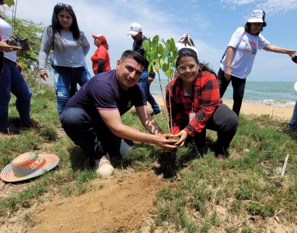 Zulia: Gobierno Bolívariano realizó jornada integral ambiental para celebrar el Día Mundial de las Playas