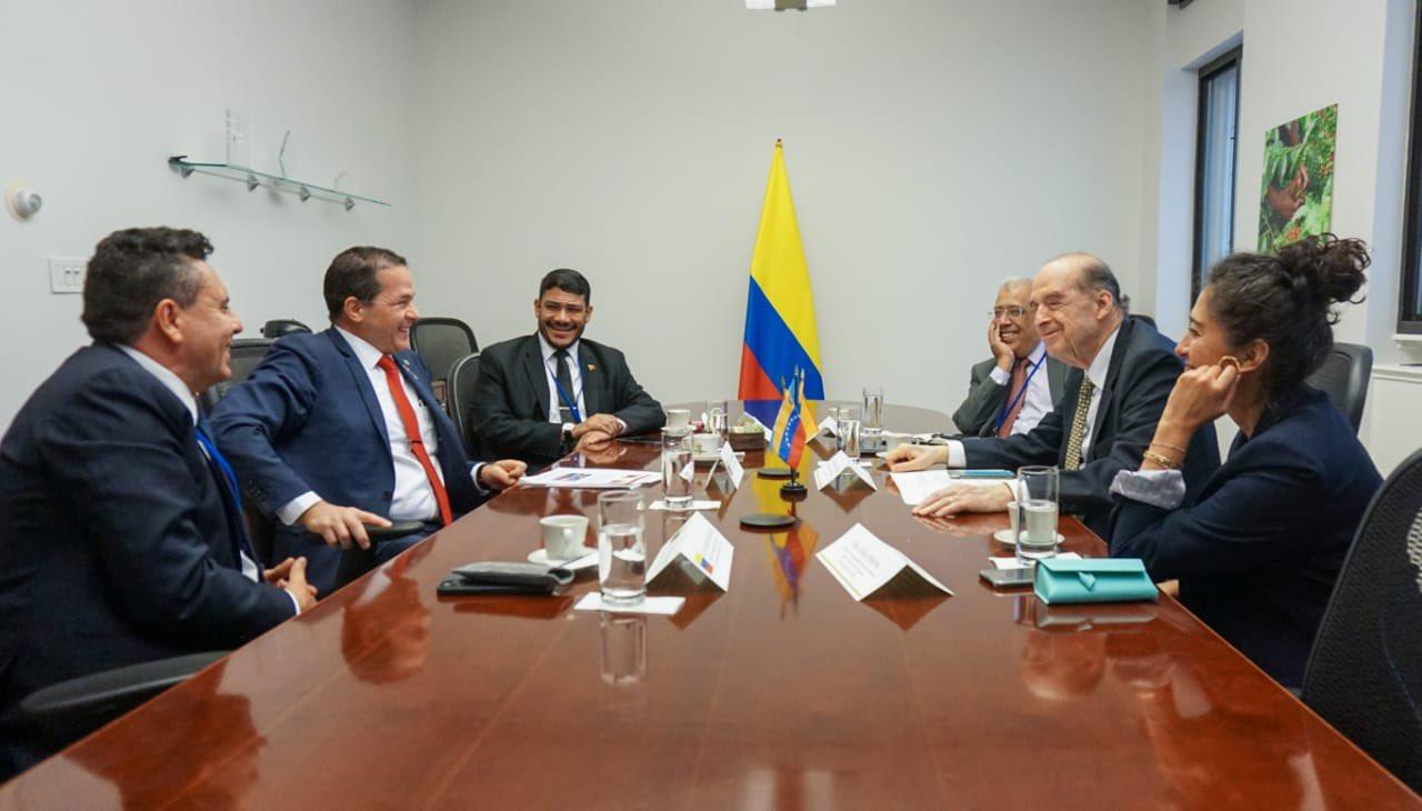 Canciller Faria sostiene encuentro con su homólogo colombiano Álvaro Leyva en Nueva York