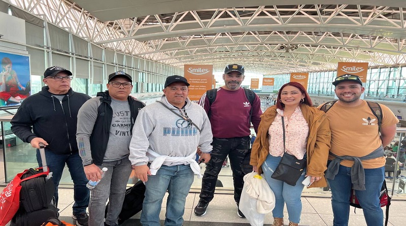 Llegan a Bolivia tripulantes liberados del avión de Emtrasur