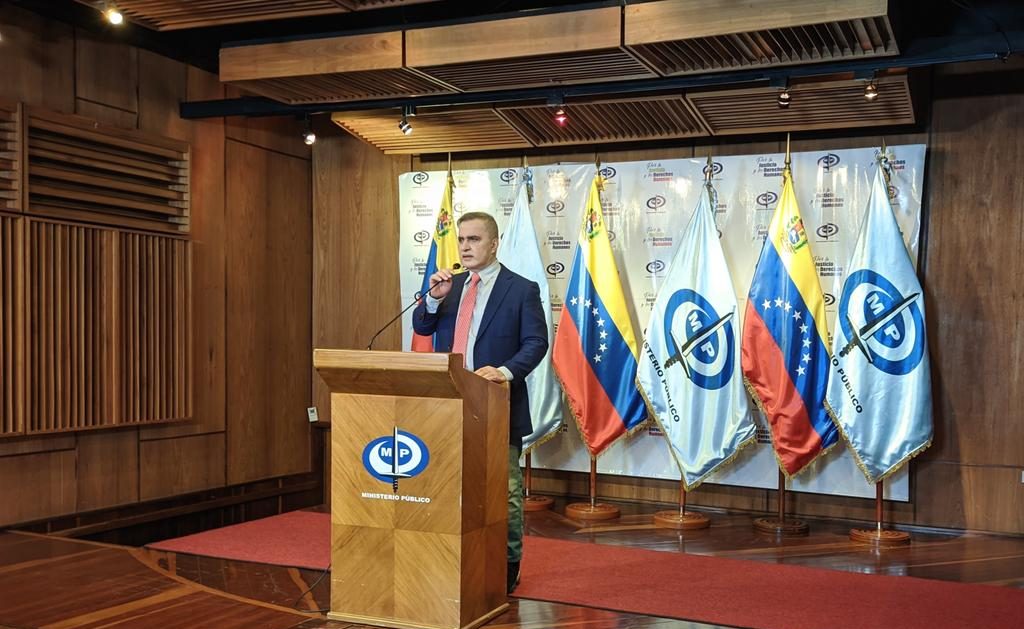 Saab: Rafael Ramírez is requested for 9 corruption plots in the country