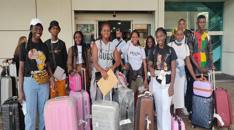 Llegan al país 26 jóvenes africanos para cursar estudios universitarios