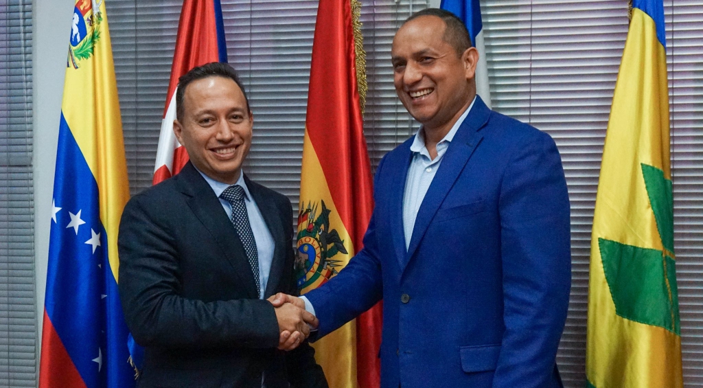 Gobierno Nacional fortalece cooperación con el Banco del Alba