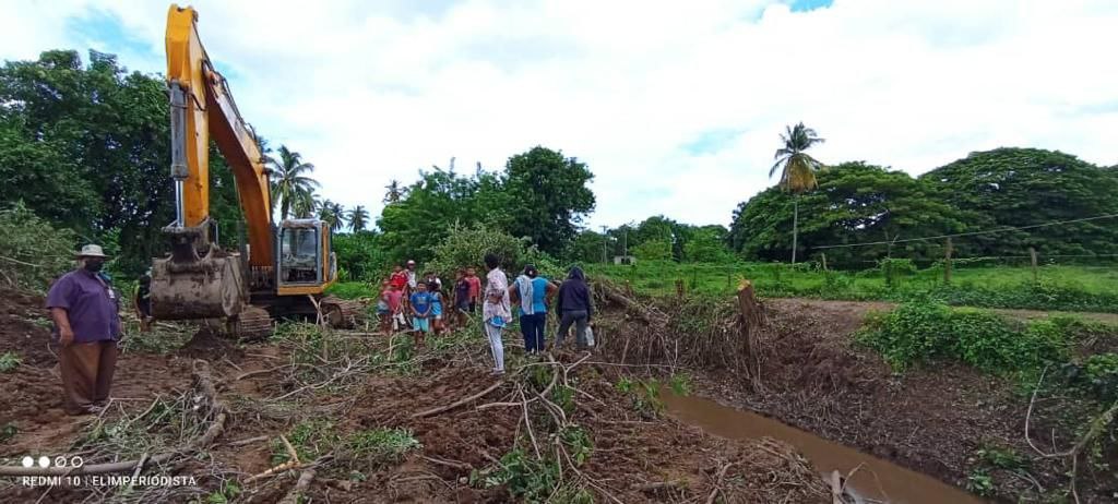 Zulia: Ejecutan canalización del Caño Morales en el municipio Mara para la producción de alimentos