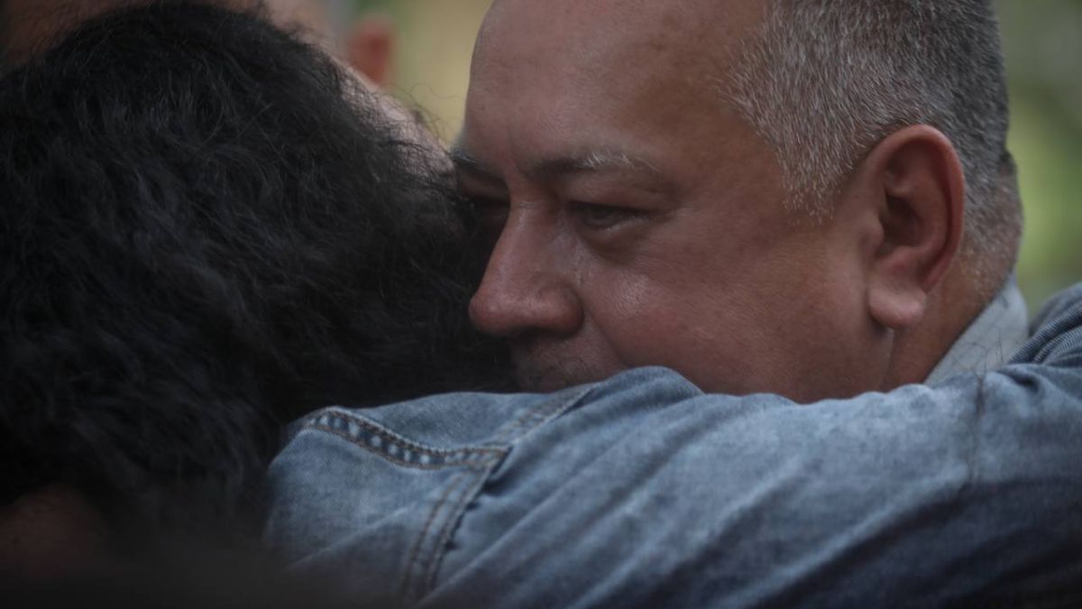 Primer vicepresidente del PSUV, Diosdado Cabello, honró a víctimas de la Masacre de Cantaura
