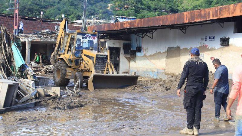 Gobierno Bolivariano avanza en la recuperación de los servicios públicos en Las Tejerías