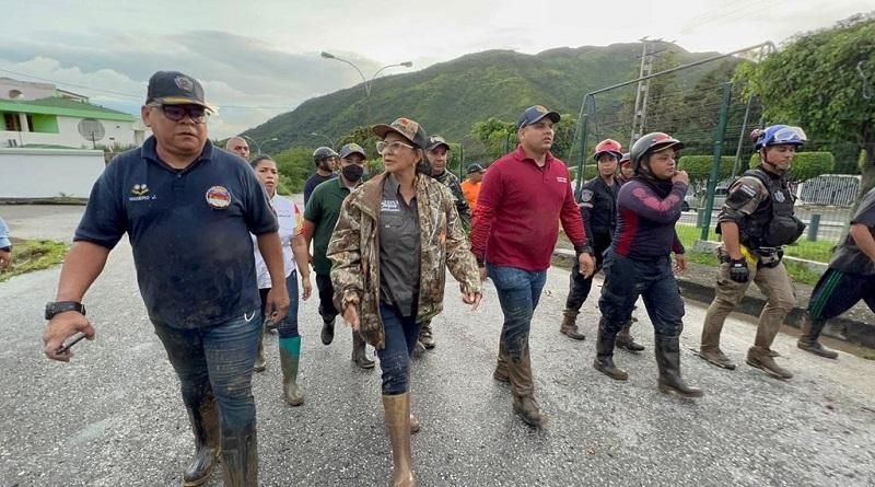 Recuperan 80% del servicio eléctrico en El Castaño tras la tragedia climática