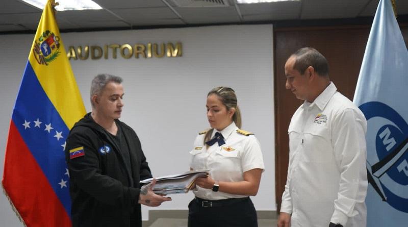 Fiscalía recibe denuncia por difamación contra mujeres pilotos de Conviasa