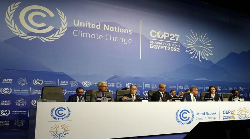 COP27 debate acuerdo para abrir negociación de compensaciones por crisis climática