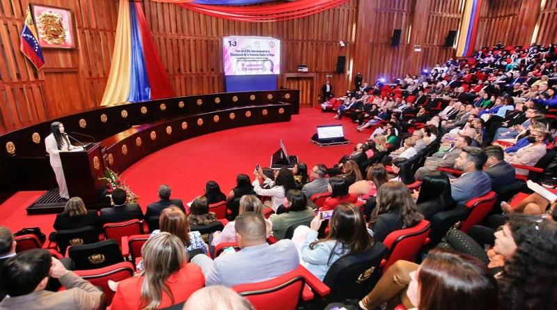 TSJ realiza foro por el Día Internacional de la Eliminación de la Violencia contra la Mujer