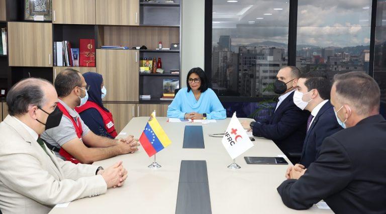 Vicepresidenta Delcy Rodríguez se reúne con delegados de la Cruz Roja y Media Luna Roja
